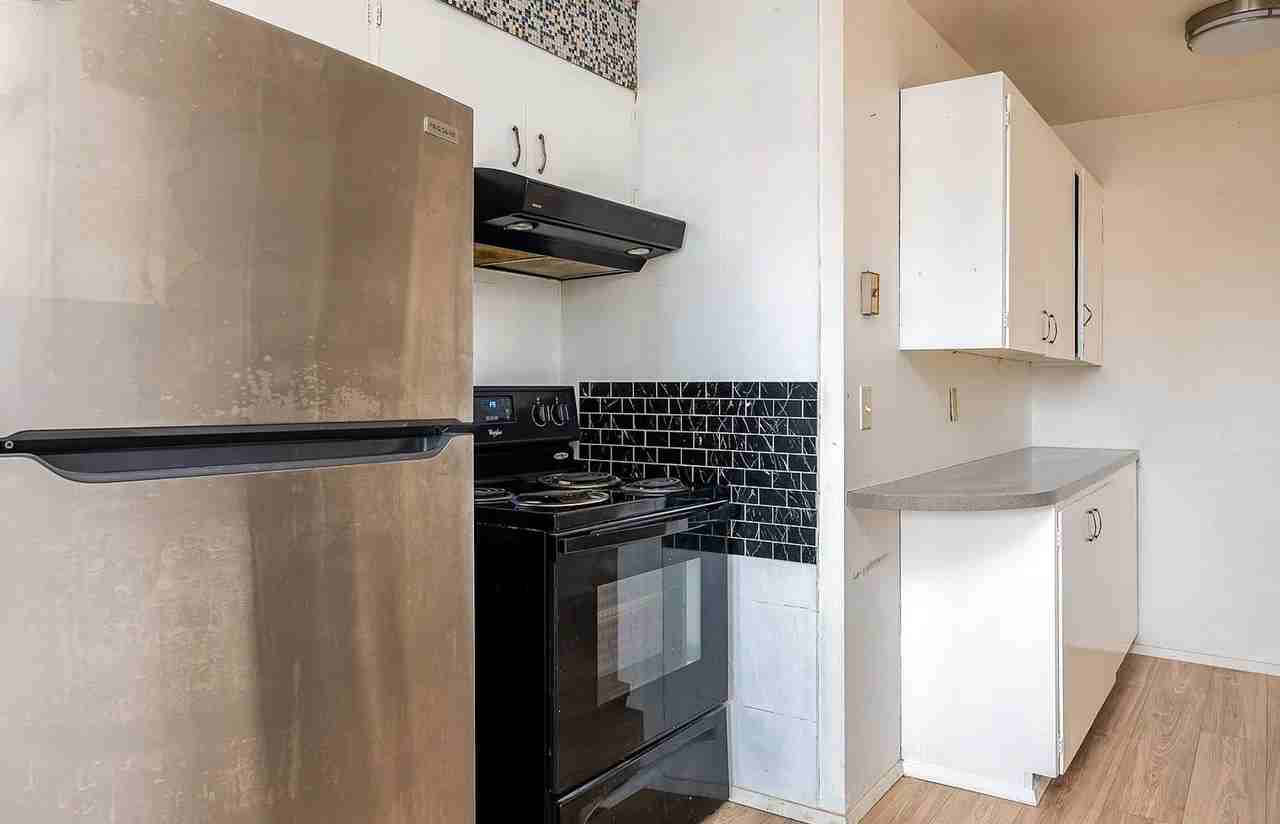 3660 Ne Lombard St - Photo 3 of 26