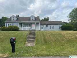 featured image of 2401 Lawnherst Ave