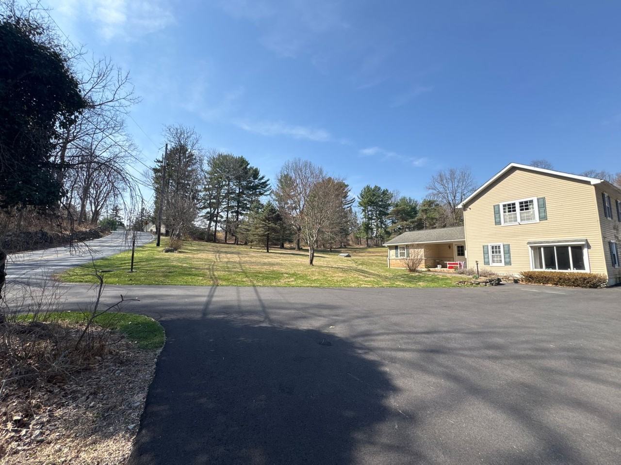 3676 Lower Saucon Rd - Photo 3 of 22