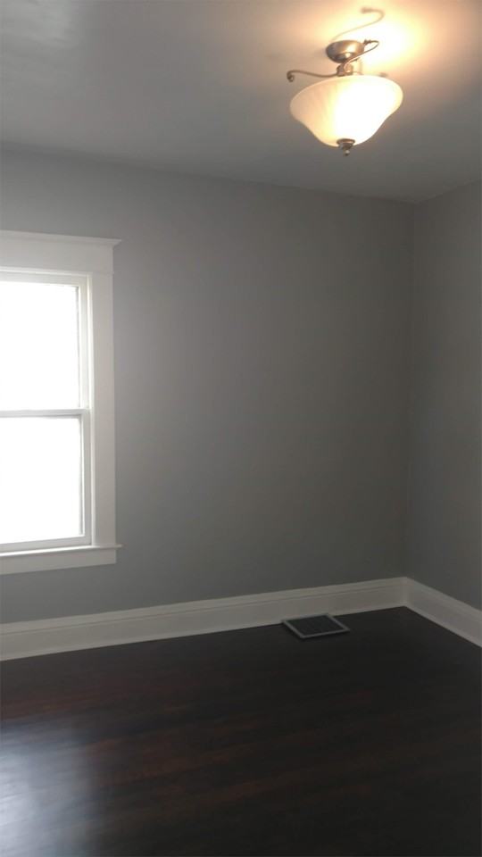 405 W Watson St #1 - Photo 3 of 33