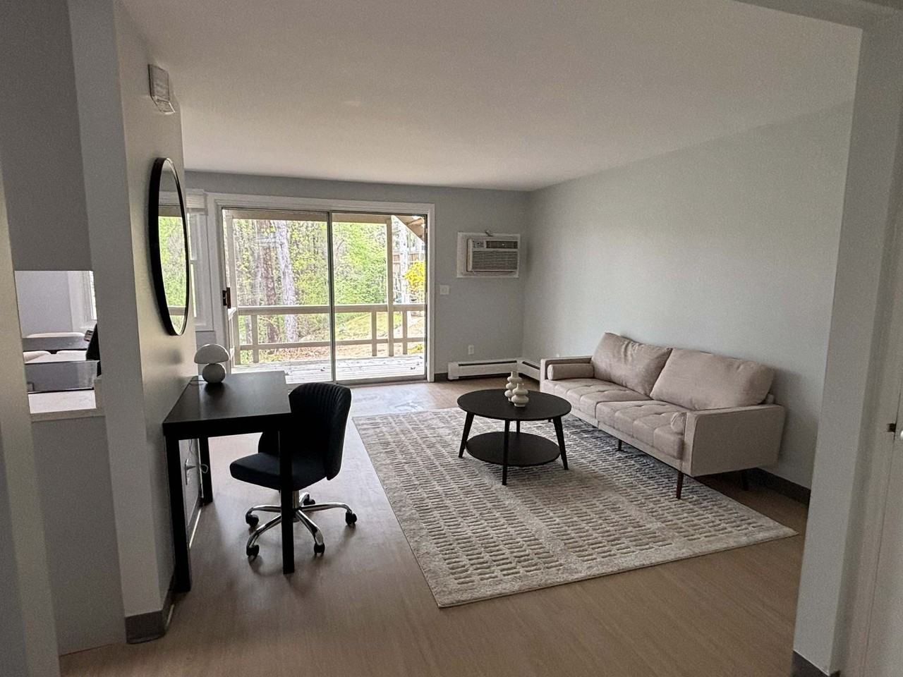 39 Therese Ave - Photo 7 of 11