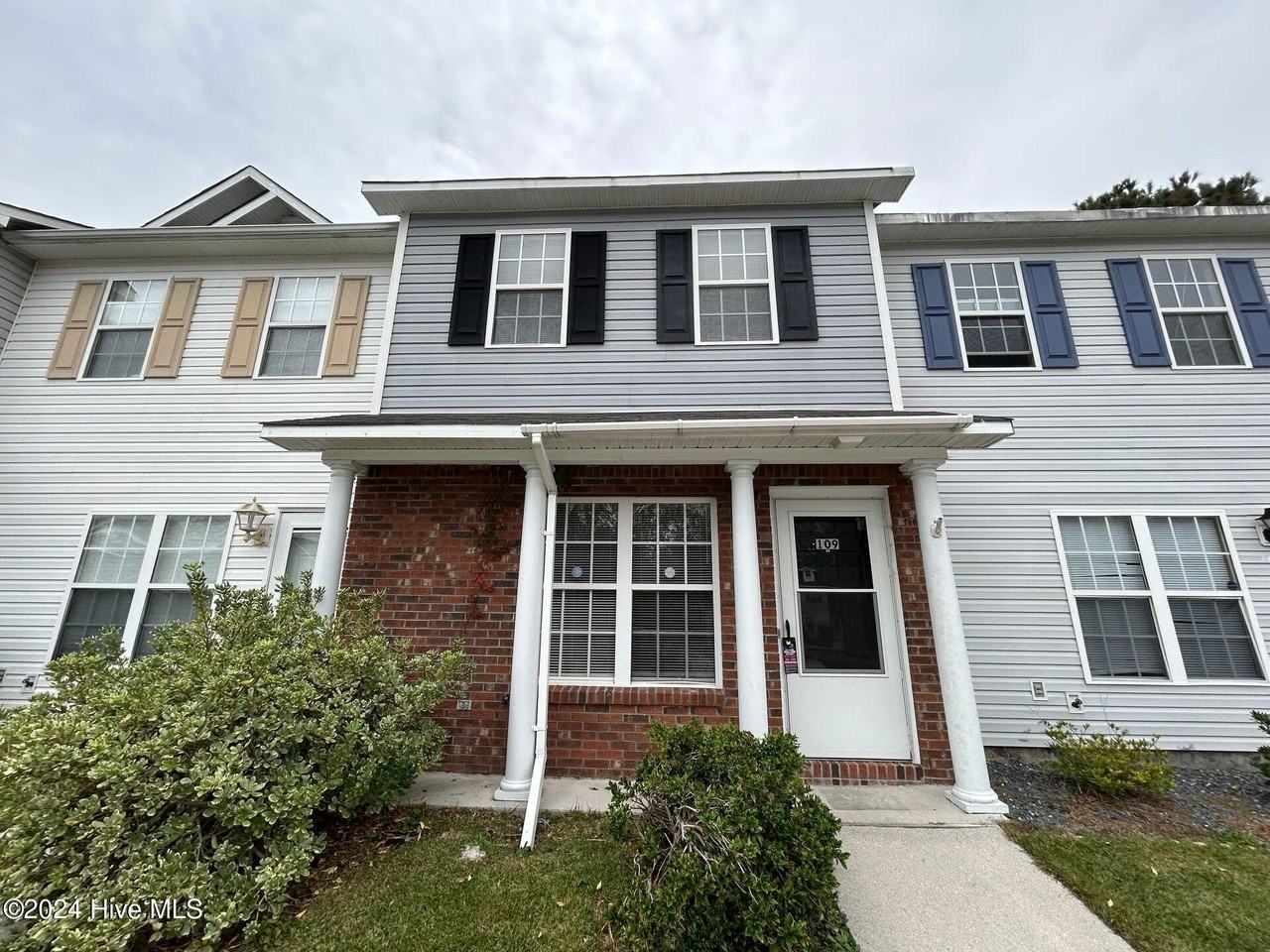109 Spring Meadows Cir