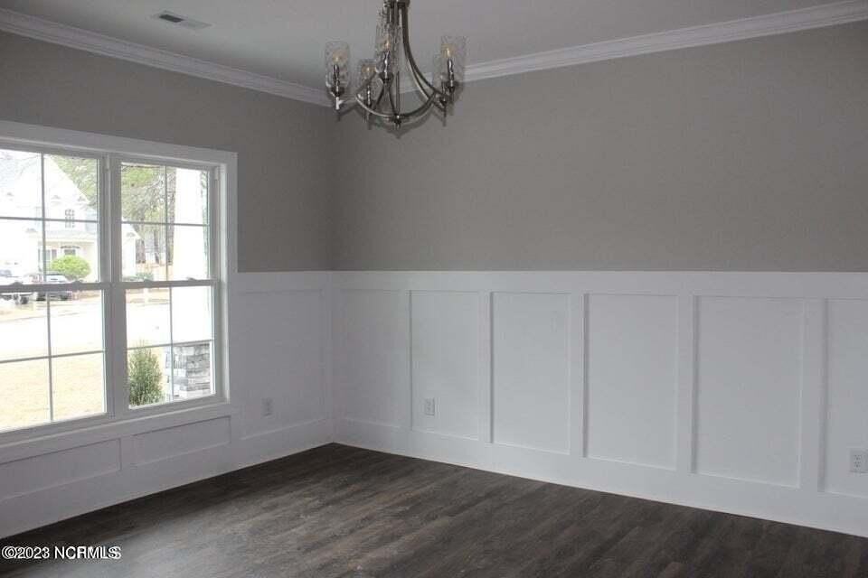 2209 Sophia Cir - Photo 3 of 5