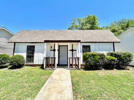 featured image of 4216 Chalet Cir Nw