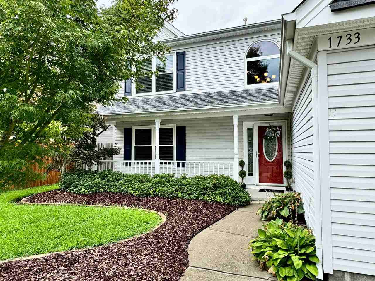 1733 Bernstein Dr - Photo 3 of 50
