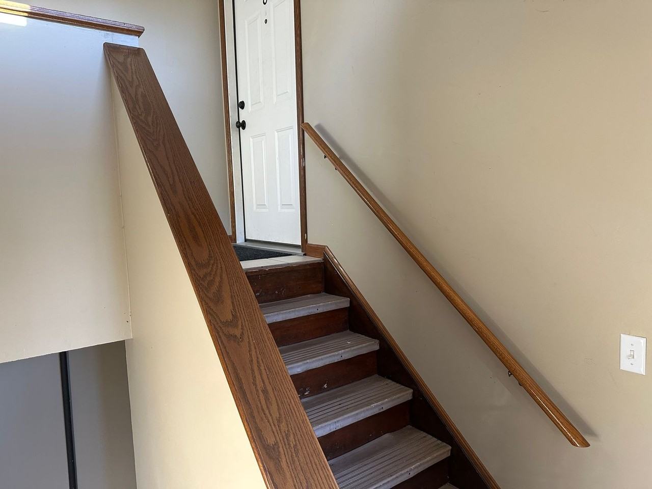 802 12th St Nw - Photo 2 of 7