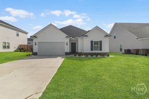 featured image of 208 Alyssa Ave