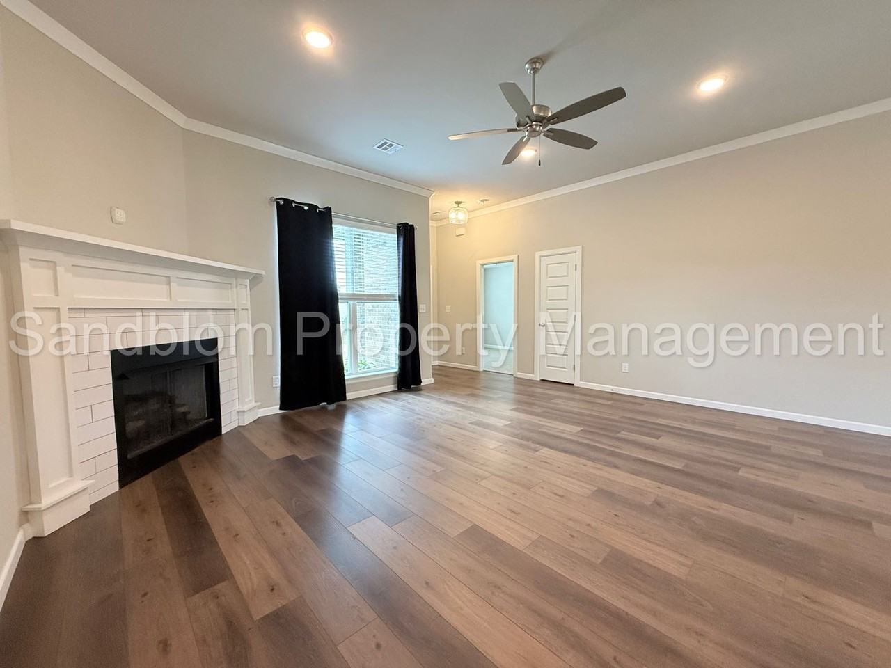 6316 E 146th St S - Photo 6 of 31