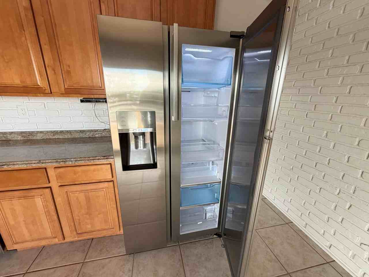 8620 W Euclid Pl - Photo 5 of 34