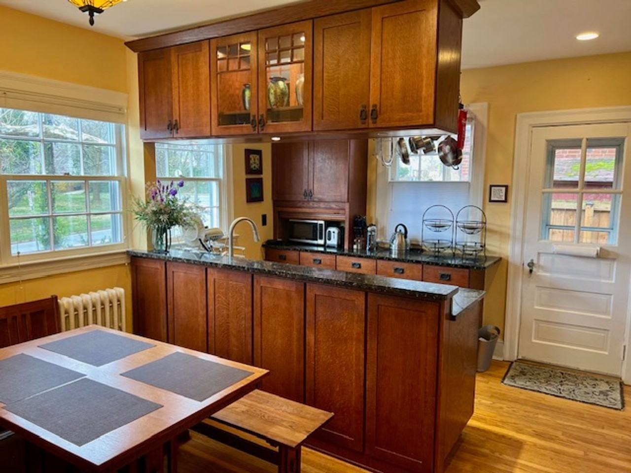 9201 Flower Ave - Photo 5 of 32