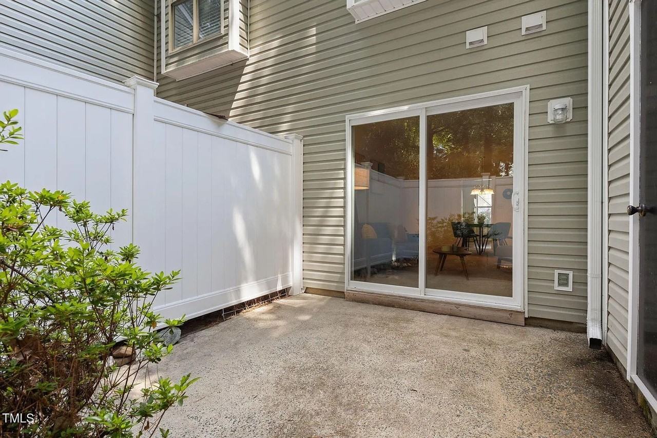 6 Parson Chase - Photo 7 of 14