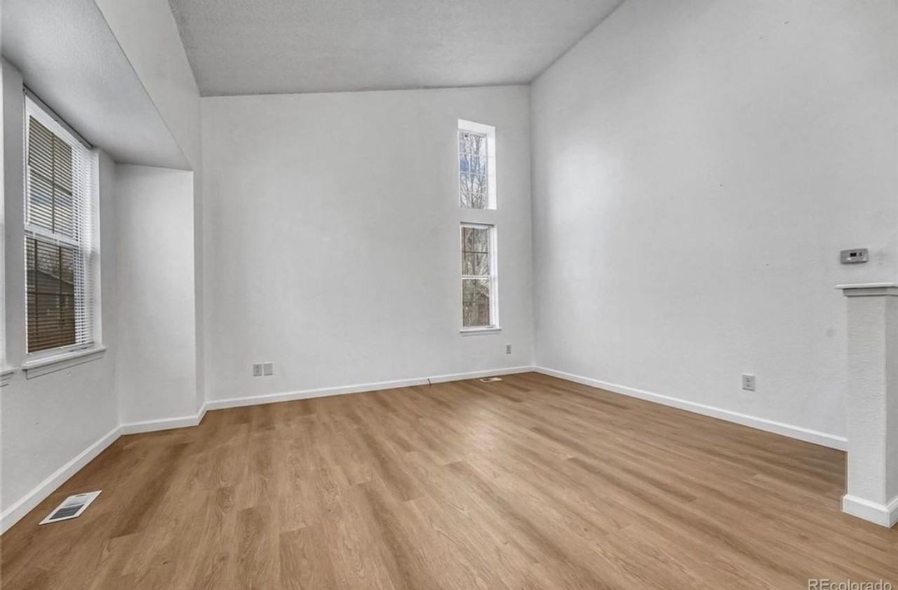 4240 S Ireland St - Photo 5 of 26