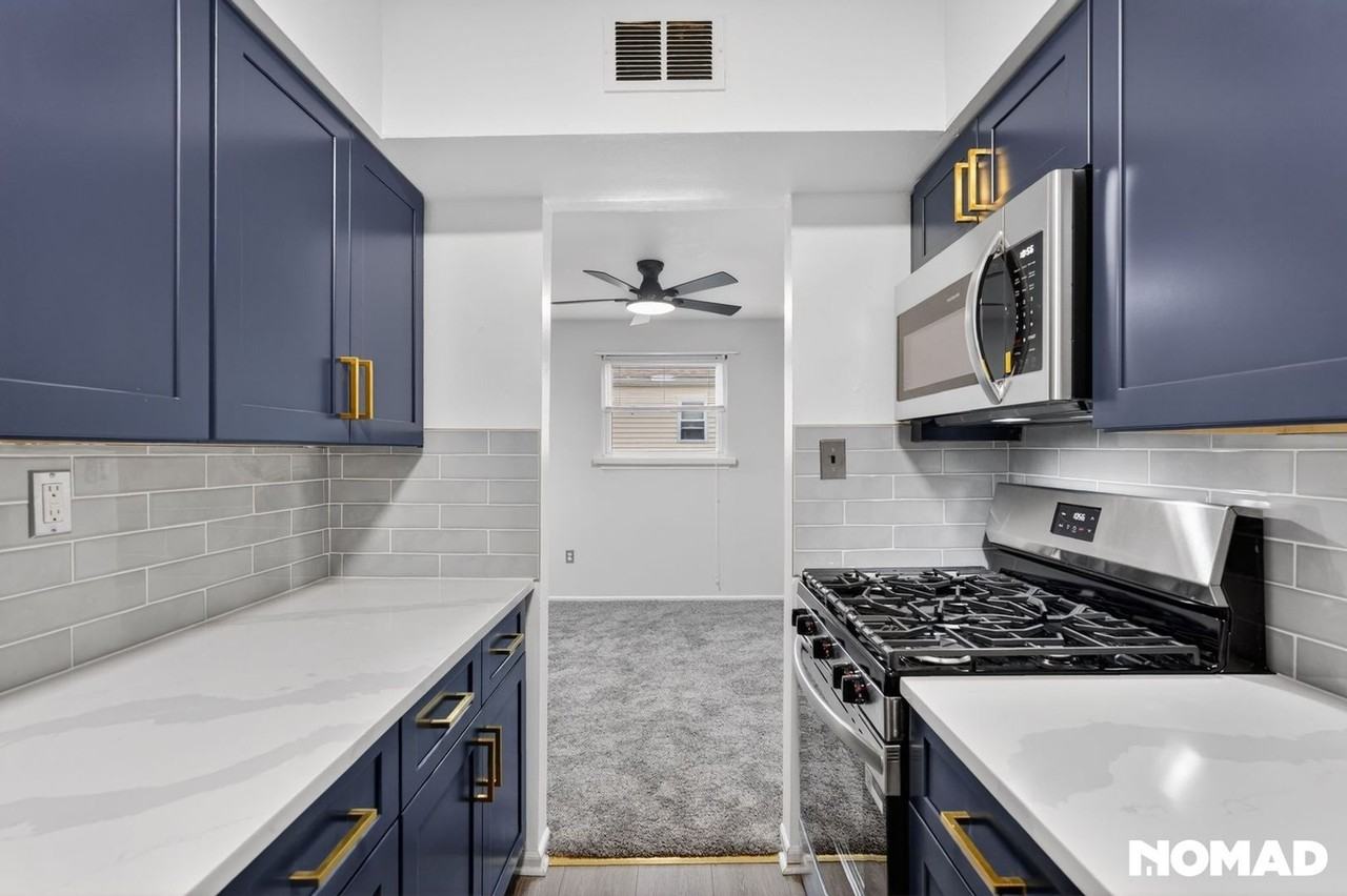 516 Corinthian Ave - Photo 3 of 19