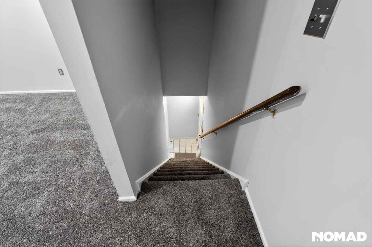 516 Corinthian Ave - Photo 7 of 19