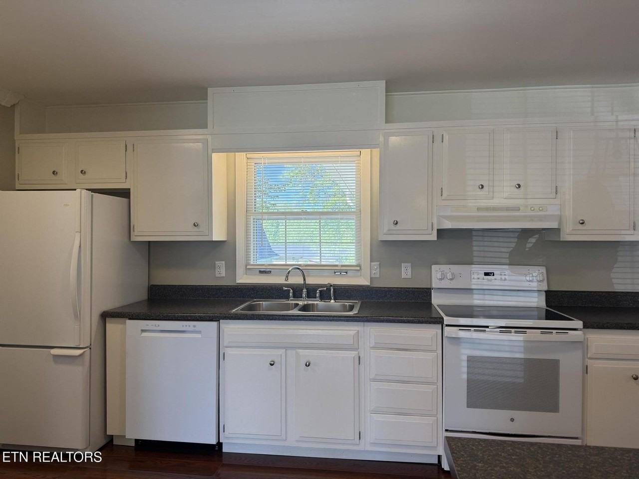 7716 Ashley Rd #7 - Photo 5 of 17