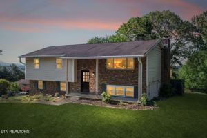 featured image of 12201 W Kings Gate Rd