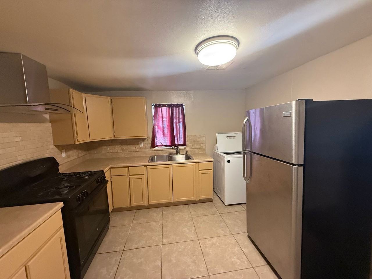 503 Grant St - Photo 2 of 7