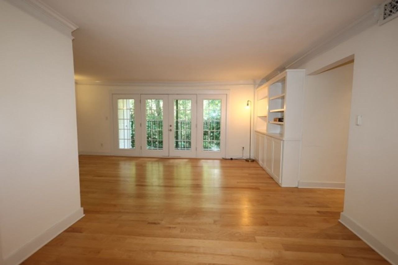 311 Peachtree Hills Ave Ne - Photo 3 of 26