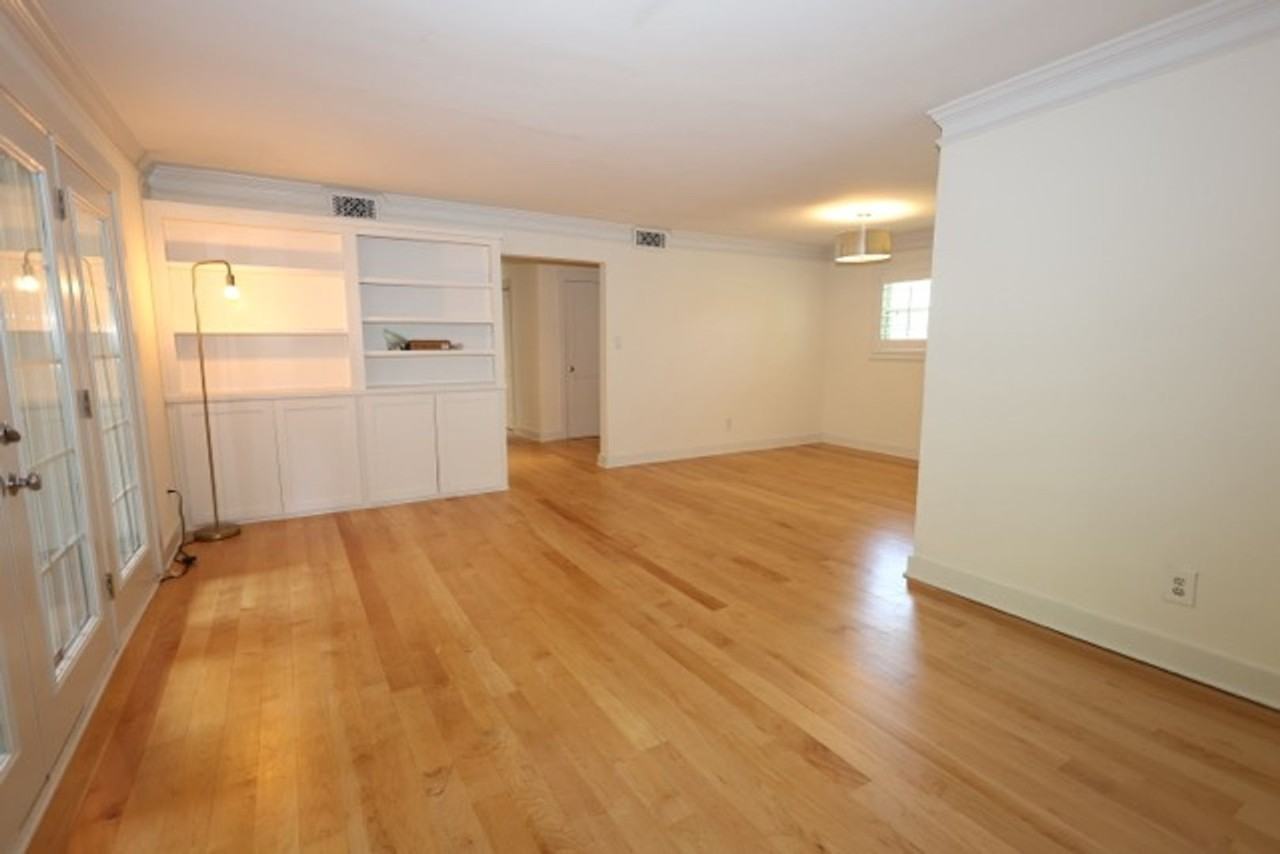 311 Peachtree Hills Ave Ne - Photo 6 of 26