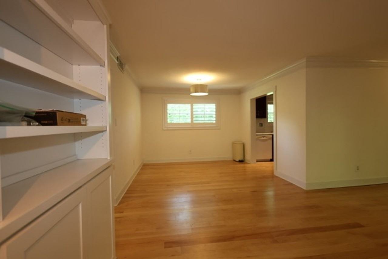 311 Peachtree Hills Ave Ne - Photo 7 of 26