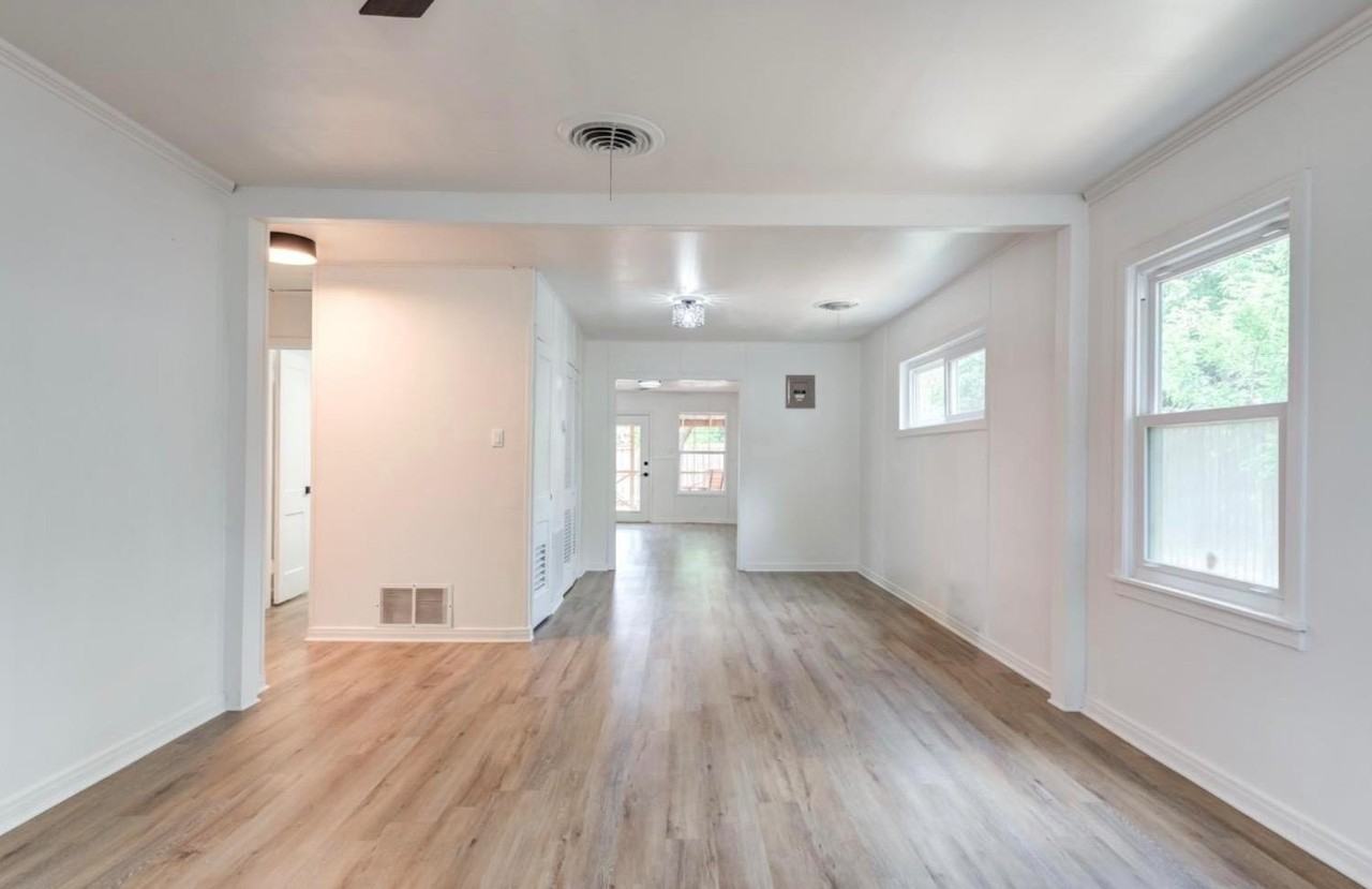 2609 41st St - Photo 5 of 30