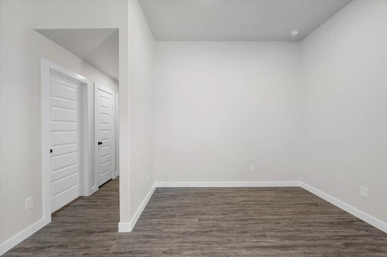 2309 134th St - Photo 5 of 9