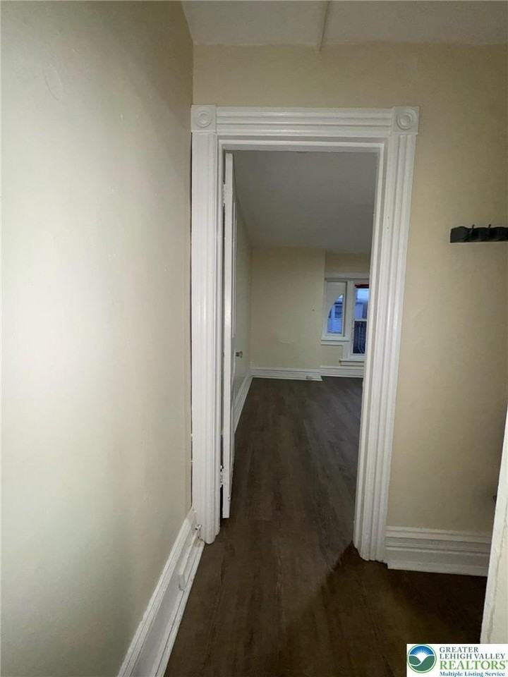 1438 W Turner St #3 - Photo 5 of 15