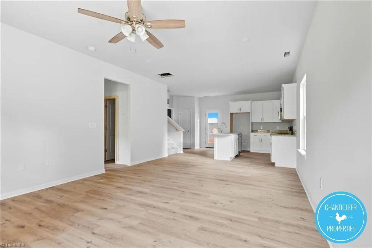2903 Bolton Pl #1 - Photo 5 of 28
