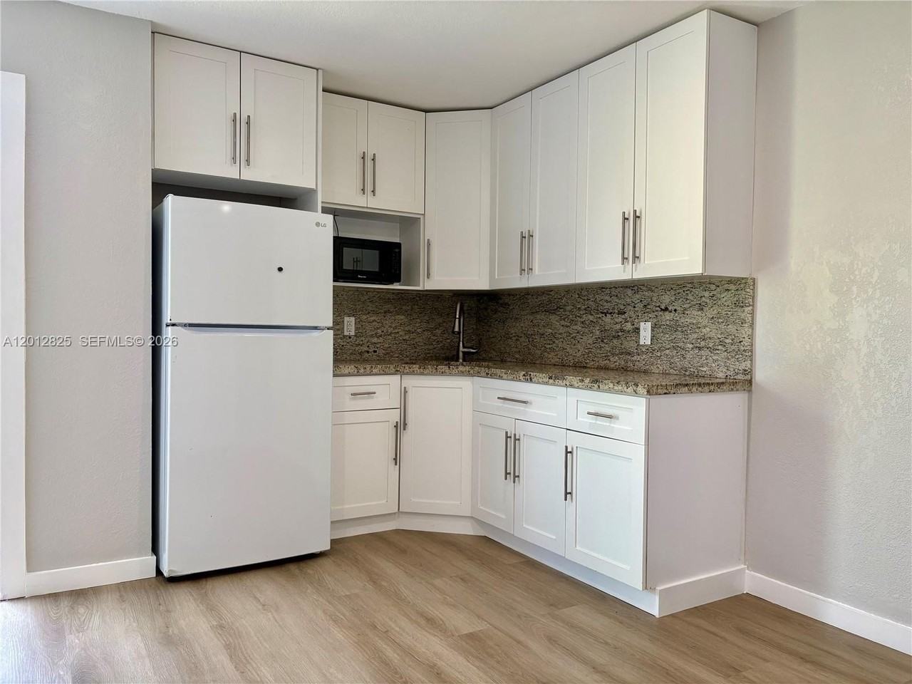 11960 Sw 35th Ter #1 - Photo 5 of 11