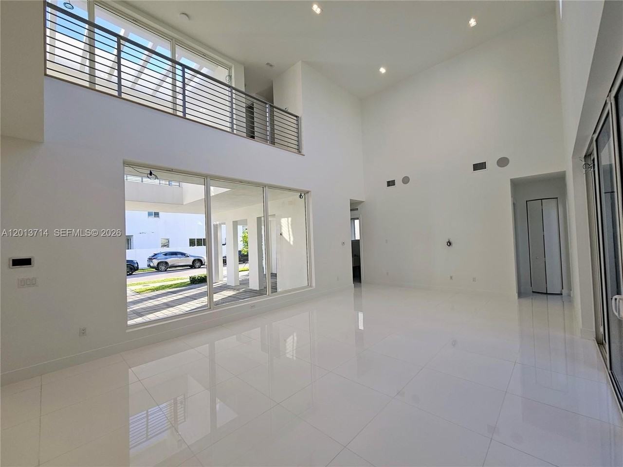 10289 Nw 75th Ter #10289 - Photo 5 of 50