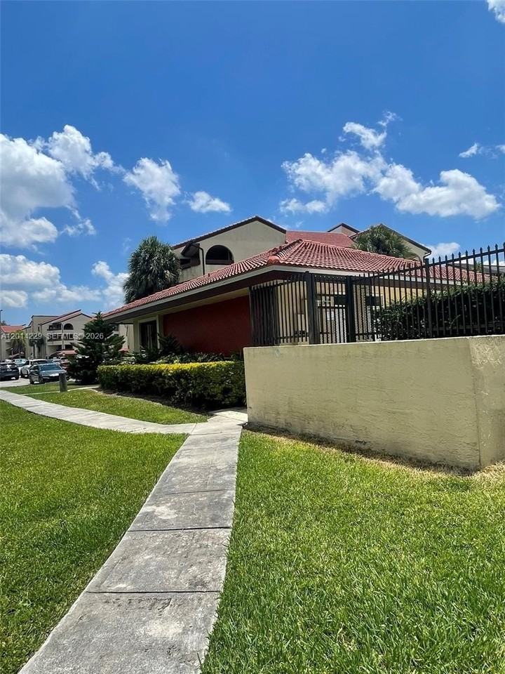 8820 Sw 123rd Ct #L203 - Photo 2 of 16