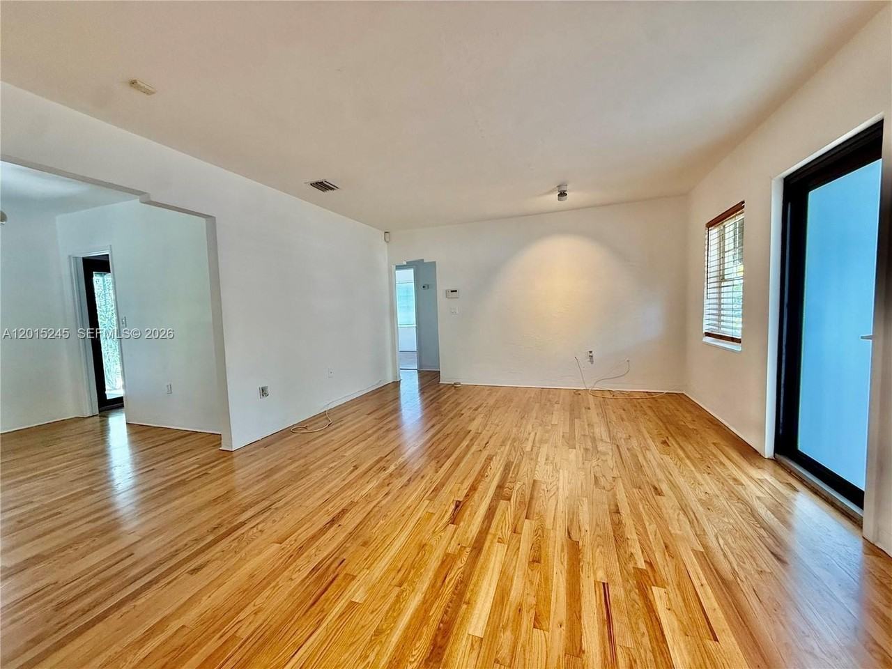 2321 Sw 31st Ave - Photo 7 of 21