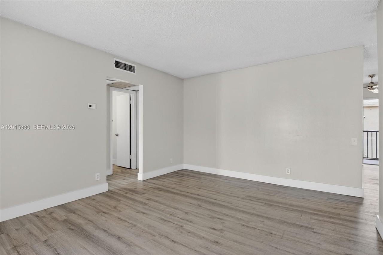 4409 Treehouse Ln #F - Photo 7 of 21