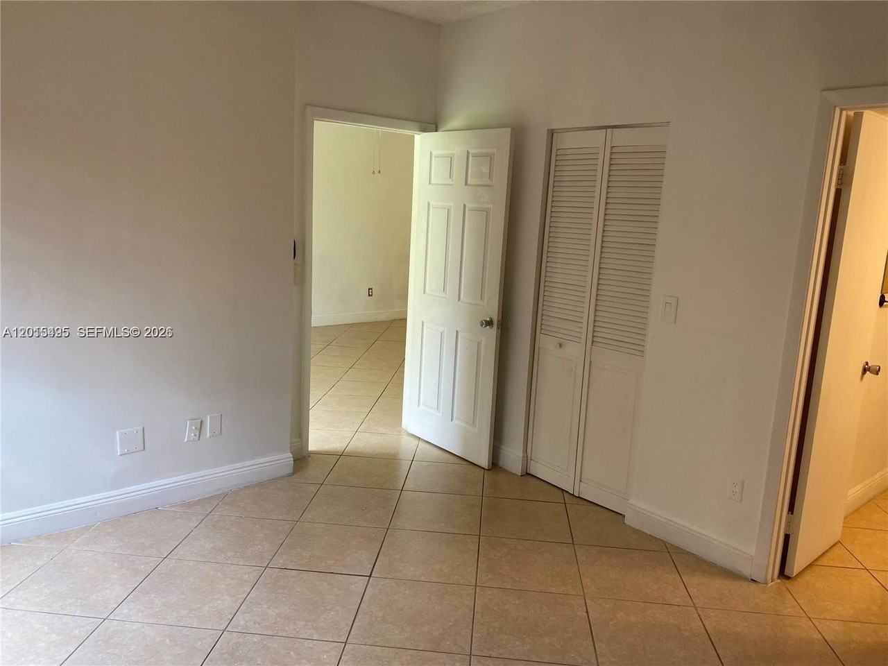 18330 Nw 68th Ave #G - Photo 6 of 15
