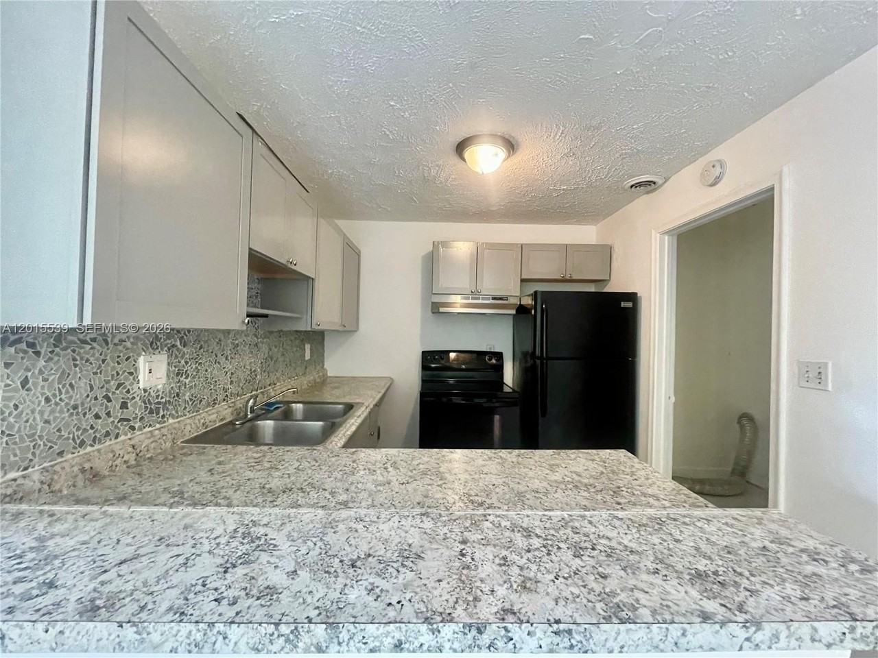 2621 Riverland Dr #2 - Photo 3 of 13