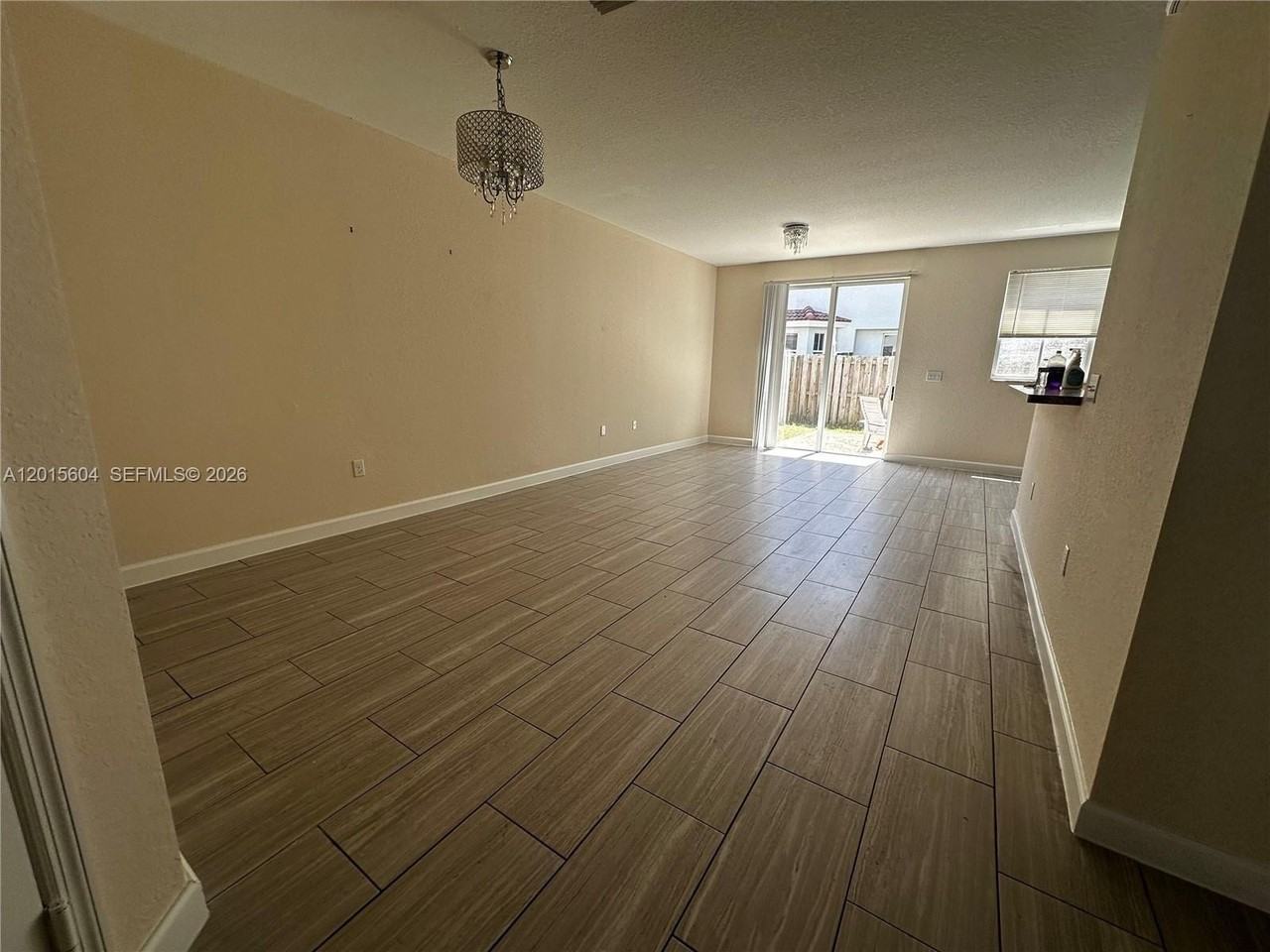 1036 Ne 208th St #1036 - Photo 3 of 16