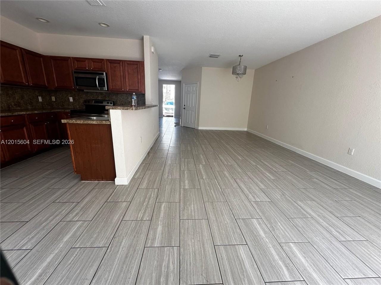 1036 Ne 208th St #1036 - Photo 4 of 16