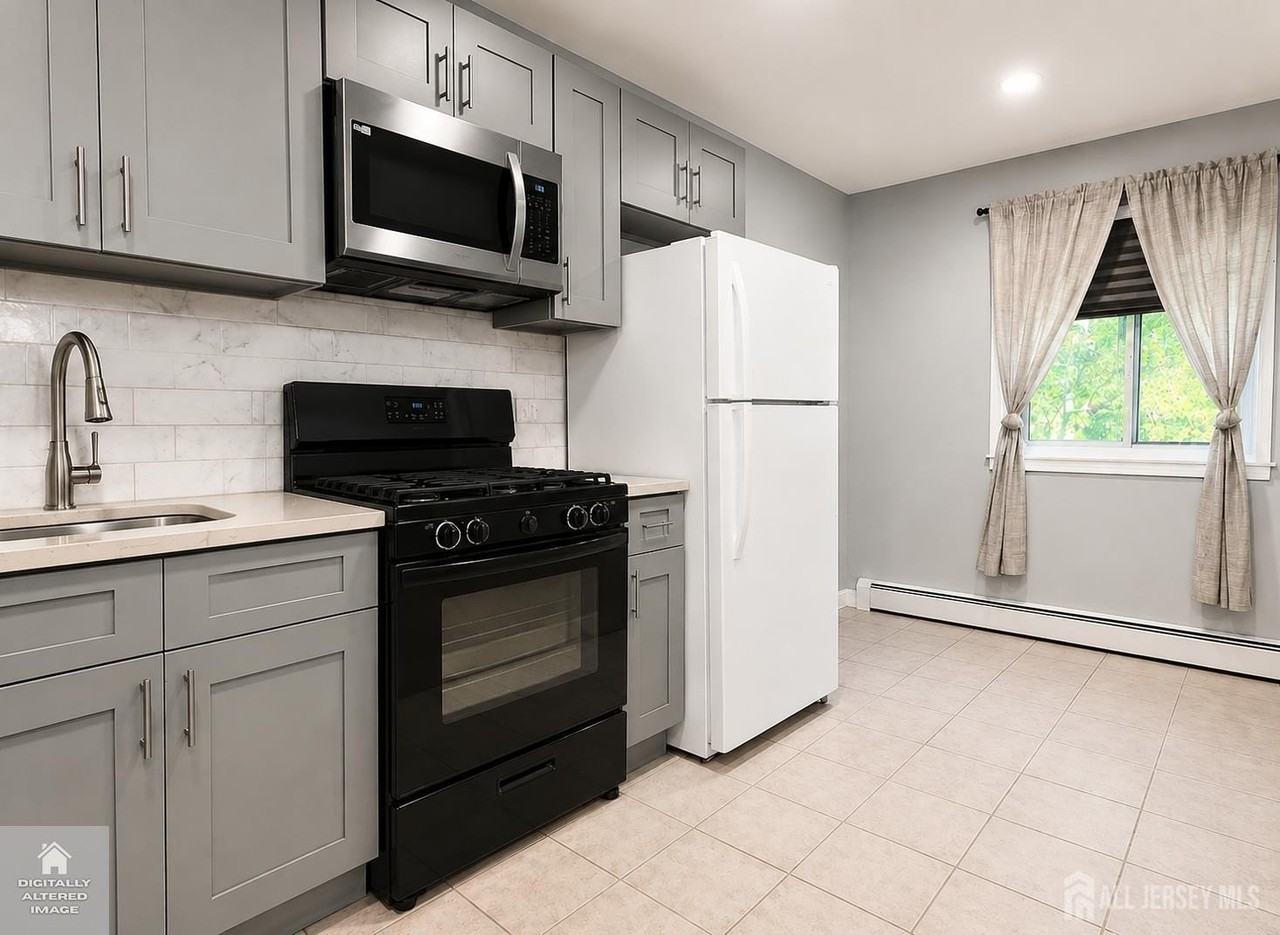 16 Lake Ave #2B - Photo 4 of 10