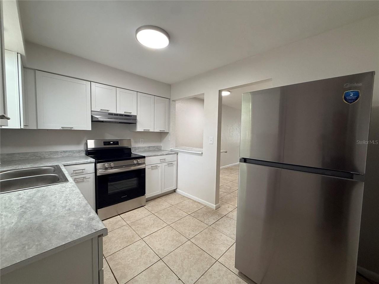 6030 Sw 12th Pl #2 - Photo 4 of 7