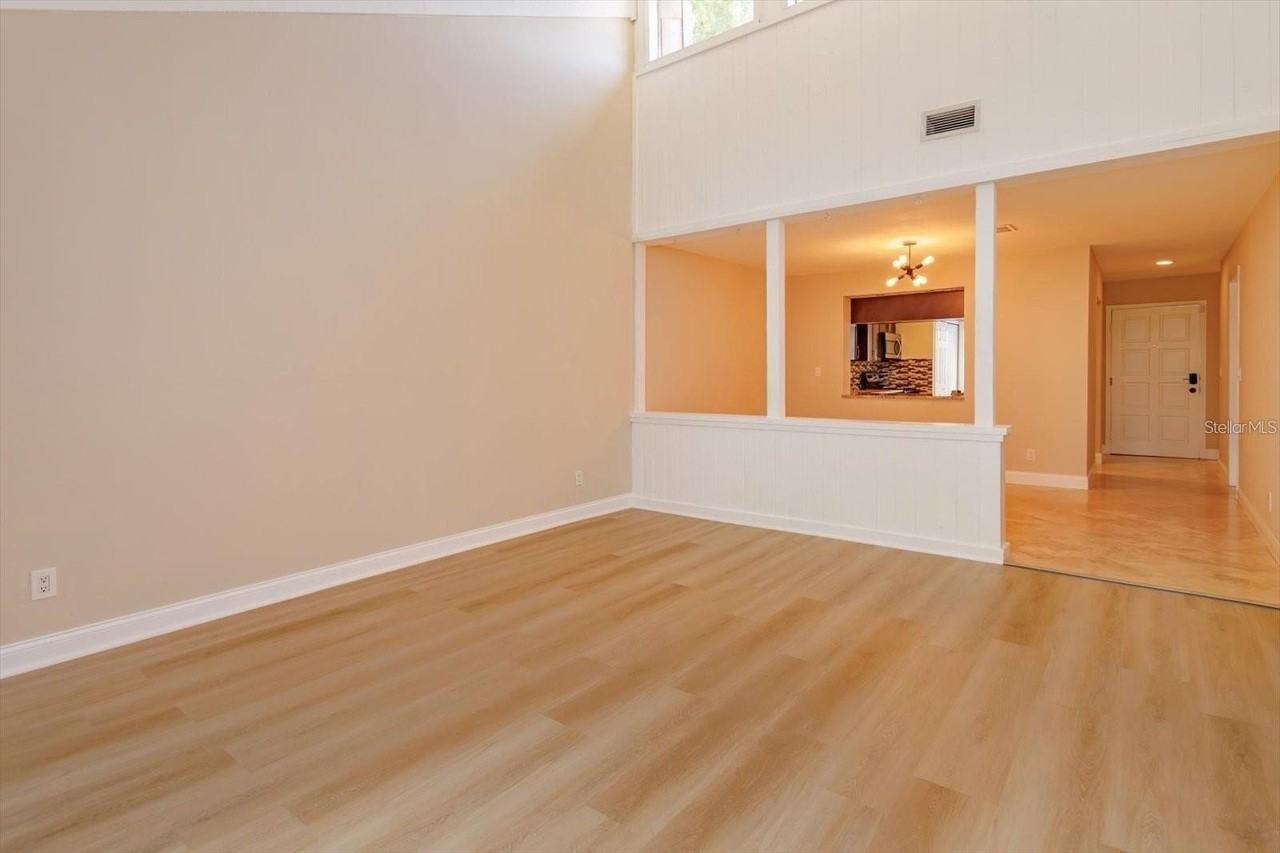 5303 Indian Creek Dr #D - Photo 6 of 30