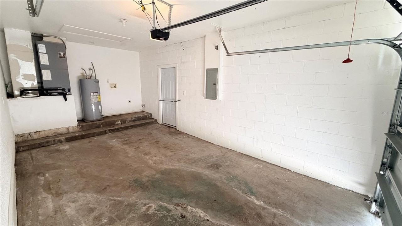11 E Ella J Gilmore St - Photo 3 of 15