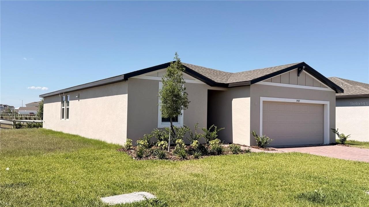 3905 Giorgio Dr - Photo 2 of 23