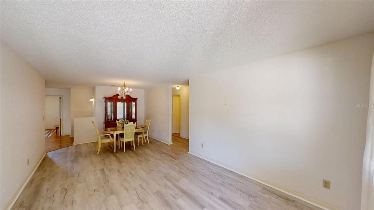 9394 Sw 97th Ln #B - Photo 5 of 26