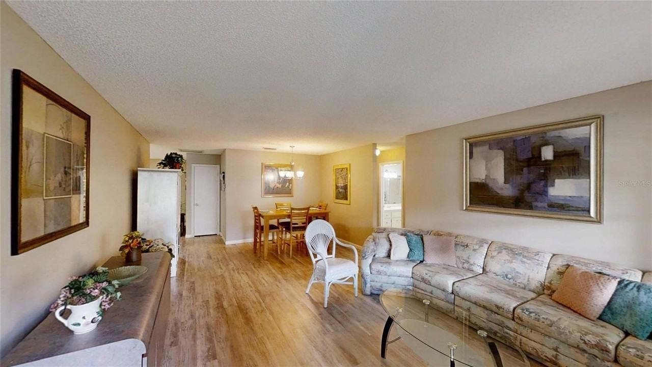 8430 Sw 90th Ln #D - Photo 2 of 20