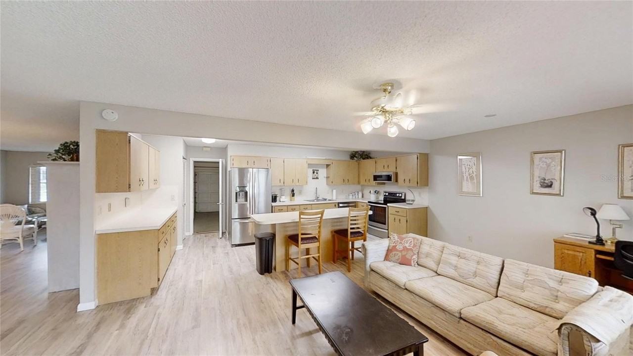 8430 Sw 90th Ln #D - Photo 6 of 20