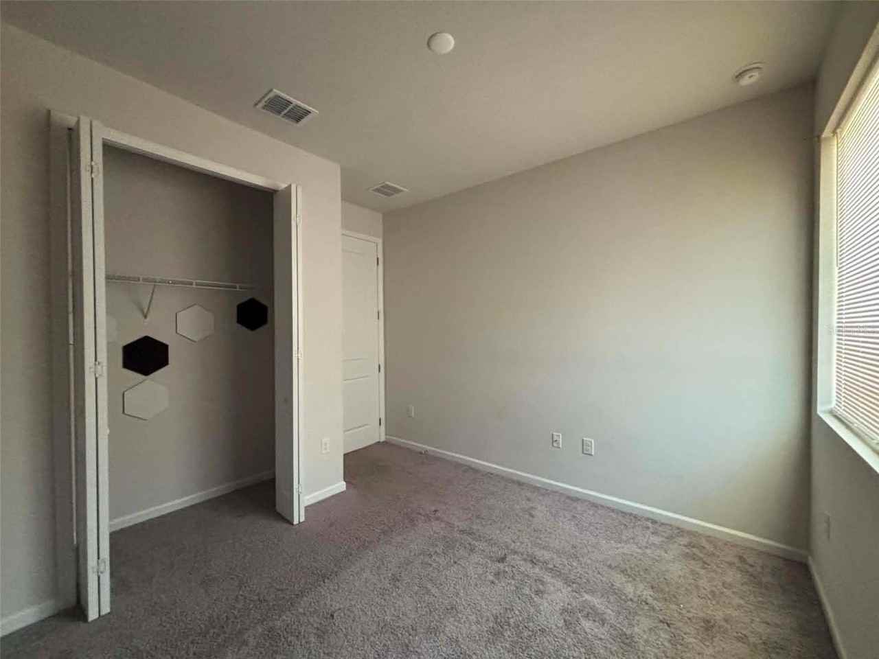 2617 Magnolia Ave - Photo 6 of 26