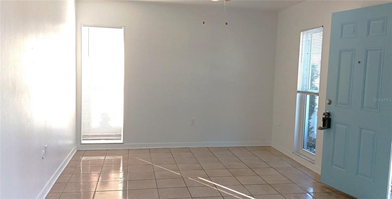 885 Beltrees St #12 - Photo 4 of 19
