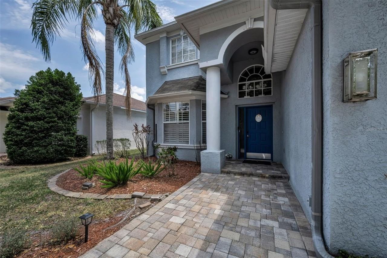 19313 Aqua Springs Dr - Photo 2 of 50