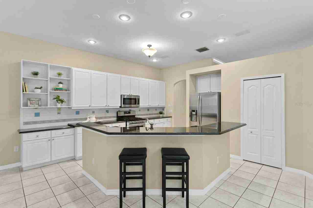 14511 Corkwood Dr - Photo 3 of 42
