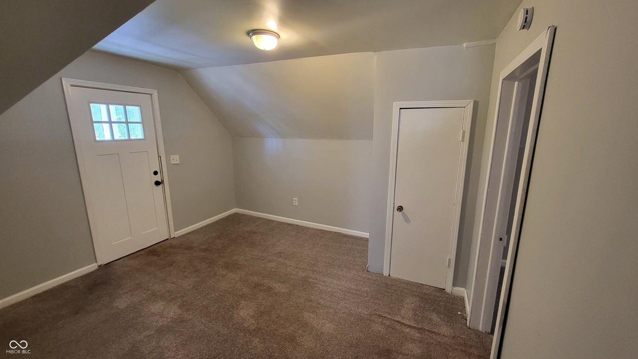 1807 Raible Ave Unit A - Photo 4 of 13